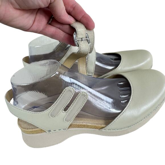 Dansko Rissa Ivory Nappa Casual Heeled Mary Jane Leather Sandals Size 39 8.5 9 - Picture 3 of 8